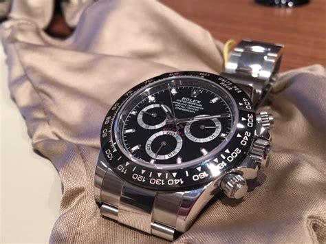 V Comment reconnaître une vraie Rolex d’une 